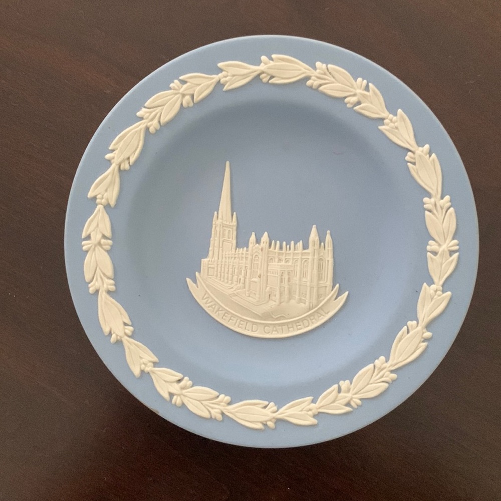 Small Wedgwood Wakefield Cathedral Dish